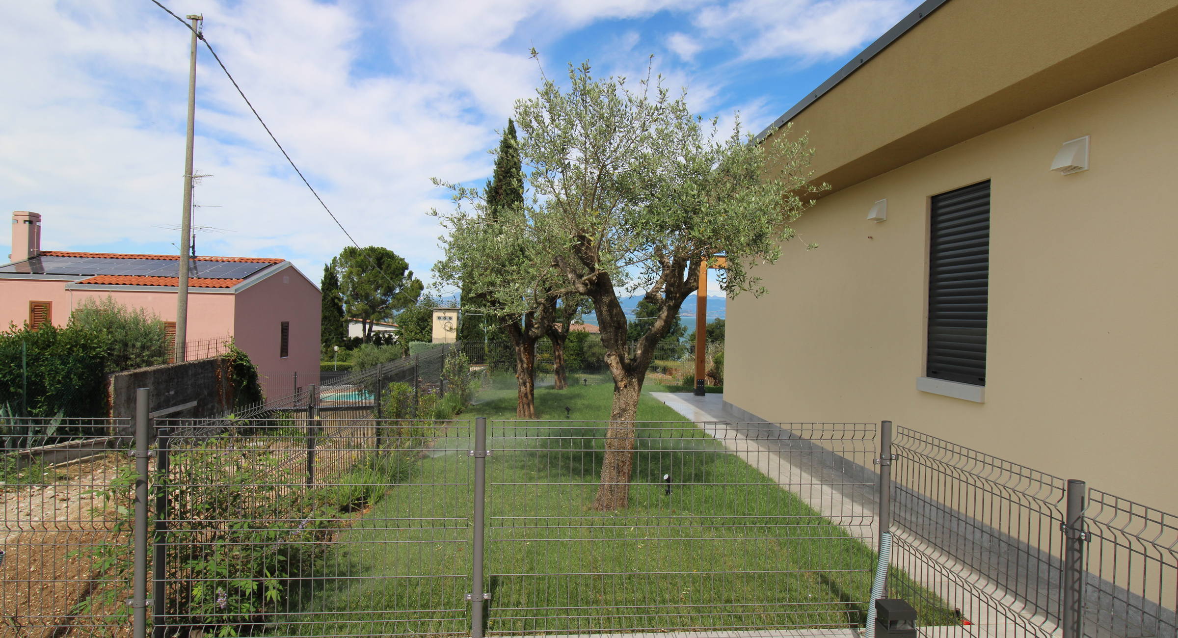 Le Terrazze di Nicola Marconi | Casa vacanza Le Terrazze, villette indipendenti con piscina a 200 metri dal Lago di Garda