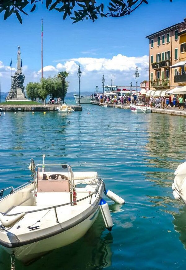 Casa vacanza Le Terrazze, villette indipendenti con piscina a 200 metri dal Lago di Garda